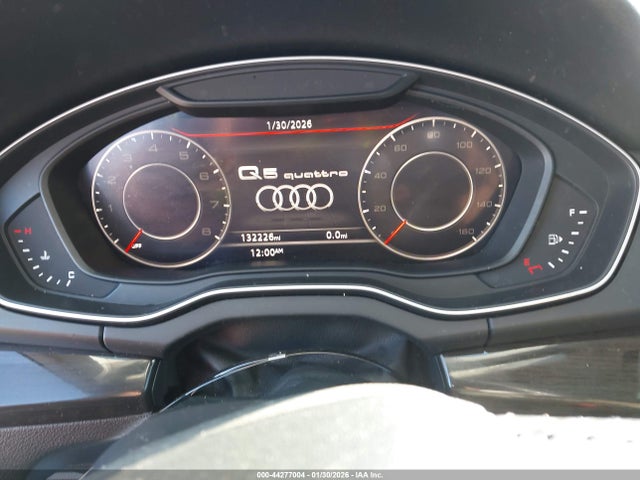 44277004 :رقم المزاد ، WA1BNAFY1J2224312 vin ، 2018 Audi Q5 مزاد بيع