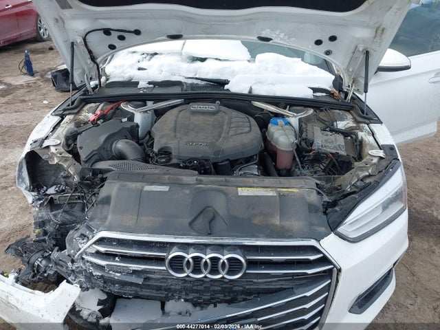 WAUANCF56JA132201 Audi A5 2.0t Premium