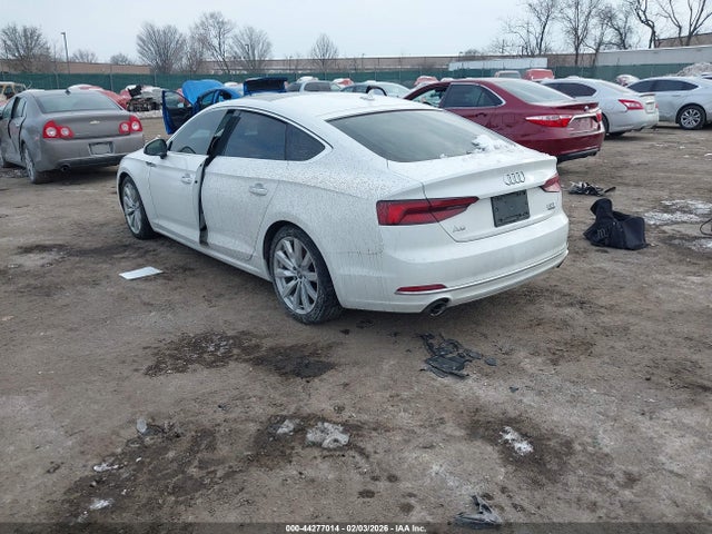 WAUANCF56JA132201 Audi A5 2.0t Premium