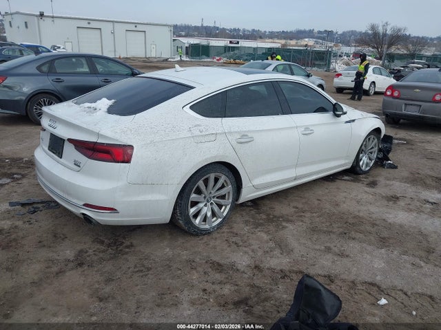 WAUANCF56JA132201 Audi A5 2.0t Premium
