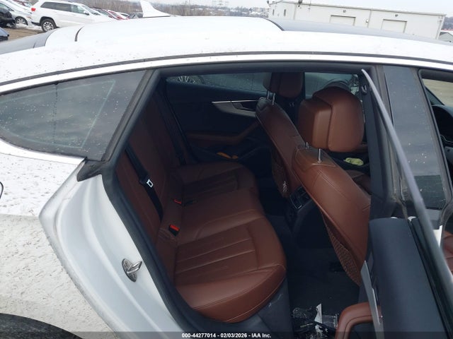 WAUANCF56JA132201 Audi A5 2.0t Premium
