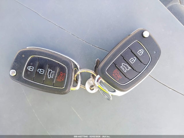 KM8J23A43MU339976 Hyundai TUCSON SE
