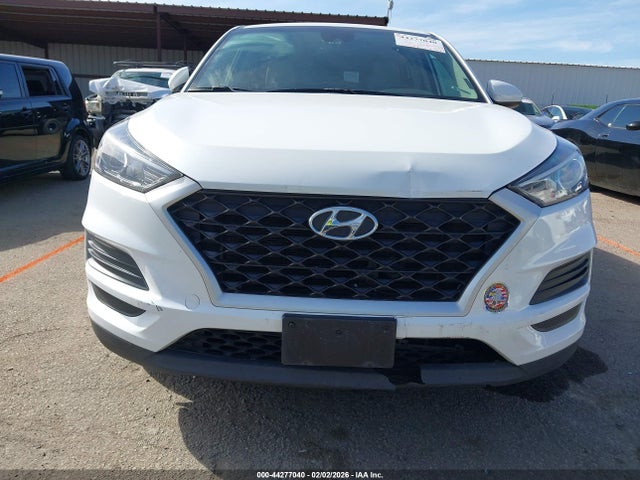 KM8J23A43MU339976 Hyundai TUCSON SE