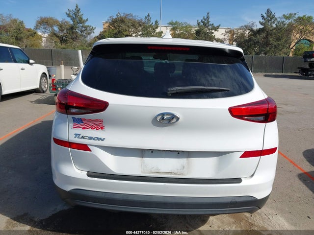 KM8J23A43MU339976 Hyundai TUCSON SE