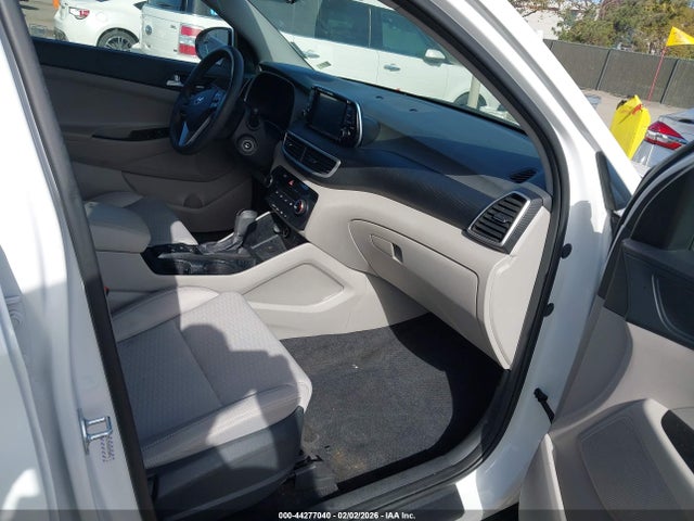 KM8J23A43MU339976 Hyundai TUCSON SE