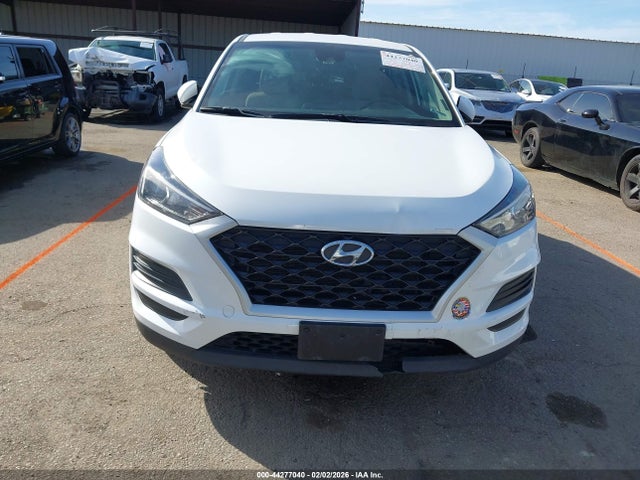 KM8J23A43MU339976 Hyundai TUCSON SE