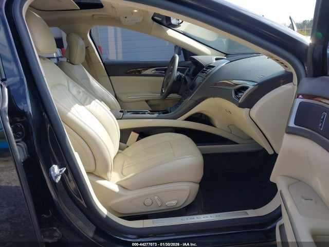 3LN6L2G93ER806127 Lincoln MKZ