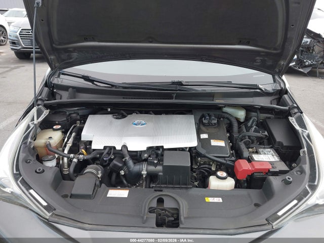 JTDKBRFU7J3587427 Toyota Prius Two