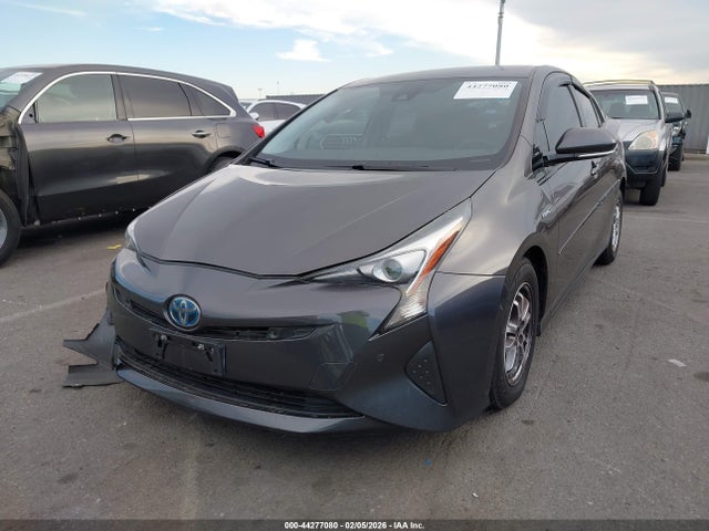 JTDKBRFU7J3587427 Toyota Prius Two