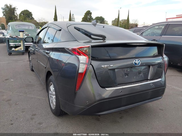 JTDKBRFU7J3587427 Toyota Prius Two