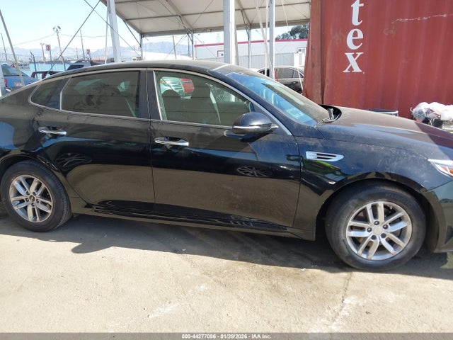 5XXGT4L38JG268376 KIA Optima Lx
