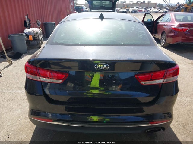 5XXGT4L38JG268376 KIA Optima Lx