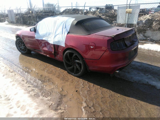 44277122 :رقم المزاد ، 1ZVBP8EM5E5264014 vin ، 2014 Ford Mustang V6 Premium مزاد بيع