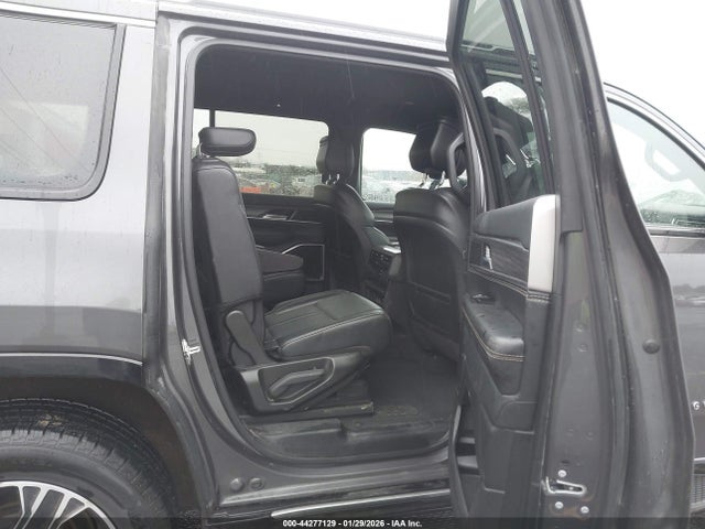 1C4SJVBP1RS170950 Jeep Wagoneer Series Ii 4x4