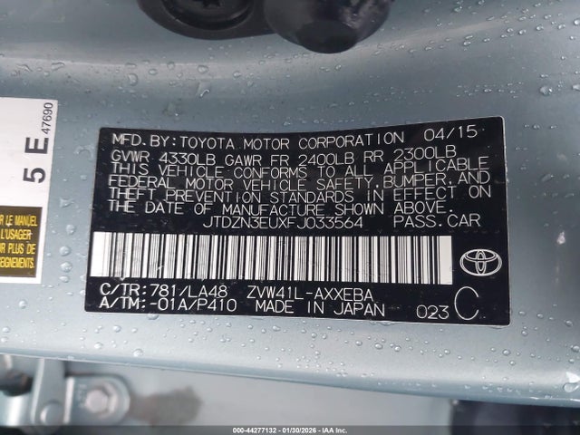 JTDZN3EUXFJ033564 Toyota Prius V Five