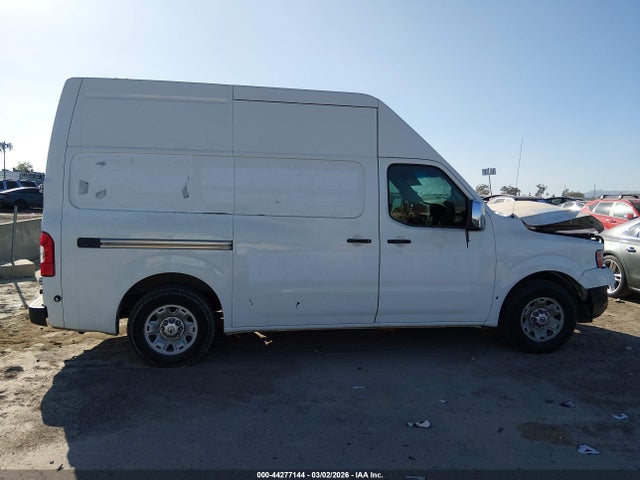 1N6AF0LY1EN106677 Nissan Nv Cargo Nv2500 Hd Sv V8