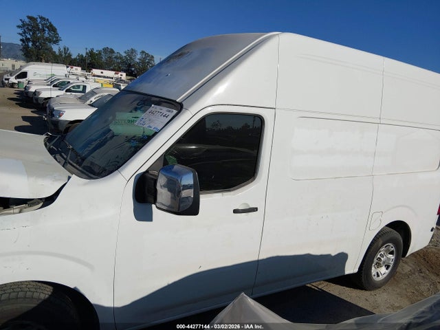 1N6AF0LY1EN106677 Nissan Nv Cargo Nv2500 Hd Sv V8