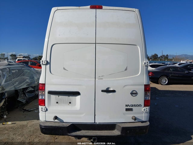 1N6AF0LY1EN106677 Nissan Nv Cargo Nv2500 Hd Sv V8