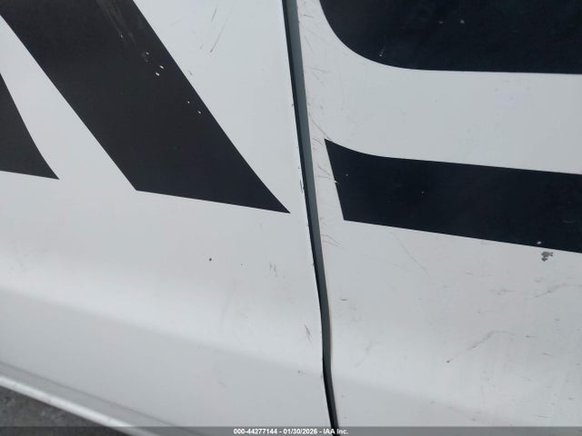1N6AF0LY1EN106677 Nissan Nv Cargo Nv2500 Hd Sv V8