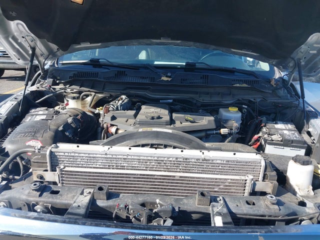 3C7WRMFL5GG370572 RAM 5500 Chassis Tradesman/slt/laramie