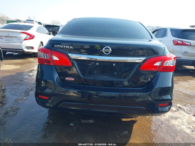 2018 Nissan Sentra S მანქანა იყიდება აუქციონზე, vin: 3N1AB7AP7JY336709, აუქციონის ნომერი: 44277163