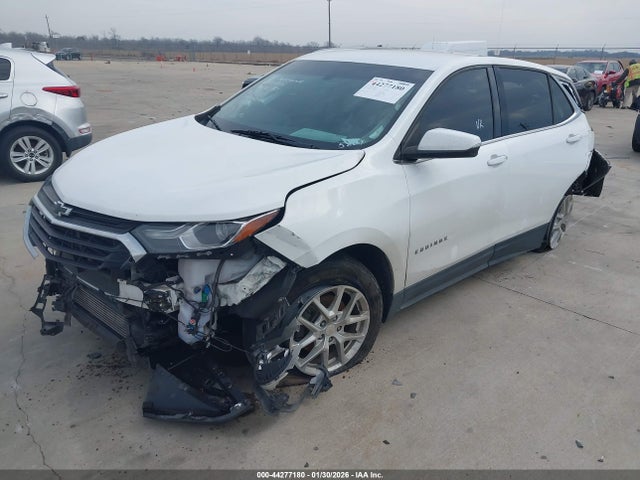 Chevrolet EQUINOX LT 2018 3GNAXJEV7JS535807 Image 2