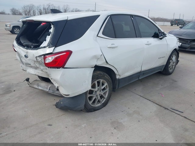 Chevrolet EQUINOX LT 2018 3GNAXJEV7JS535807 Image 4