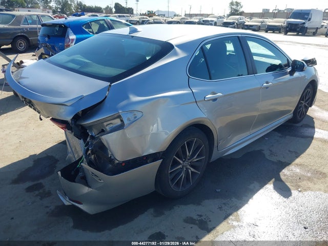 4T1G11AK1MU581679 Toyota CAMRY SE
