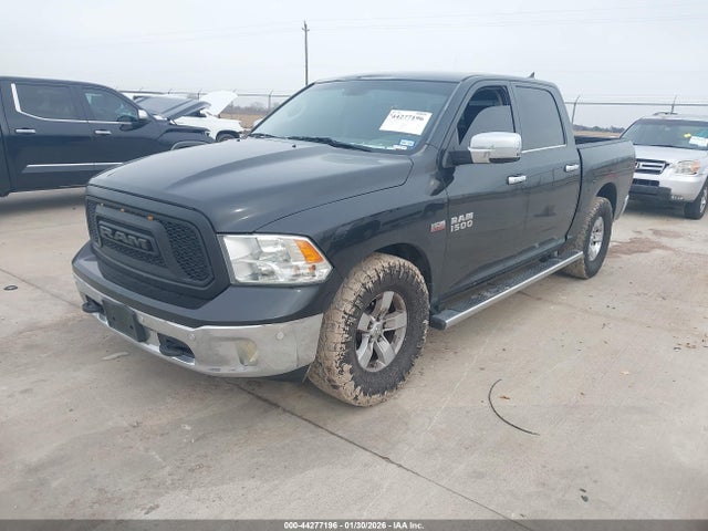 2018 RAM 1500 1C6RR6LT2JS127299 Photo 1