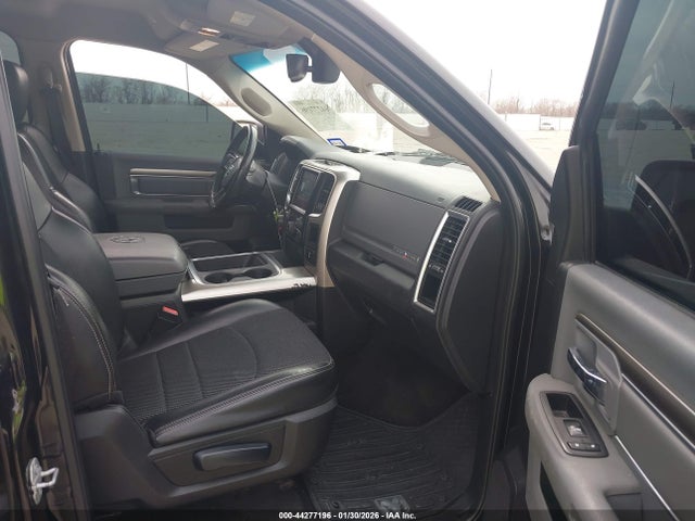 2018 RAM 1500 1C6RR6LT2JS127299 Photo 4