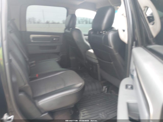 2018 RAM 1500 1C6RR6LT2JS127299 Photo 7