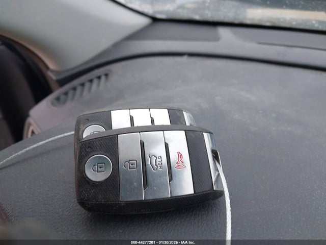 2017 KIA NIRO KNDCB3LCXH5044987 Photo 10