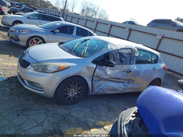 Продажа на аукционе авто 2016 Kia Forte Lx, vin: KNAFK5A85G5639393, номер лота: 44277207