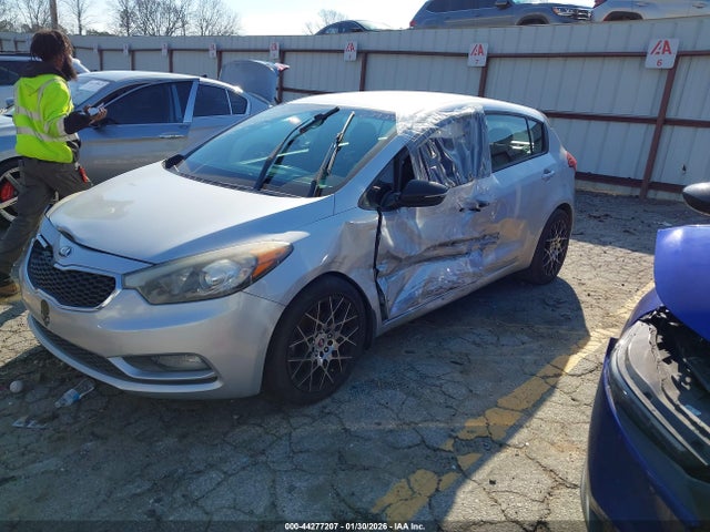 Продажа на аукционе авто 2016 Kia Forte Lx, vin: KNAFK5A85G5639393, номер лота: 44277207