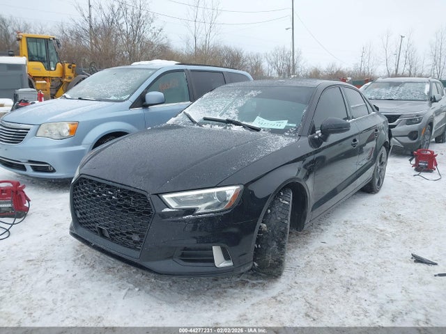 2017 AUDI A3 WAUAUHFF8H1035021 Photo 1