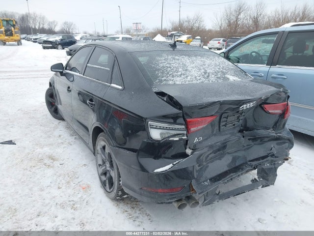 2017 AUDI A3 WAUAUHFF8H1035021 Photo 2