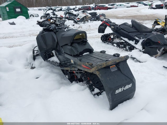 Ski-Doo Renagade 600 2022 2BPSDANR3NV000024 Image 3