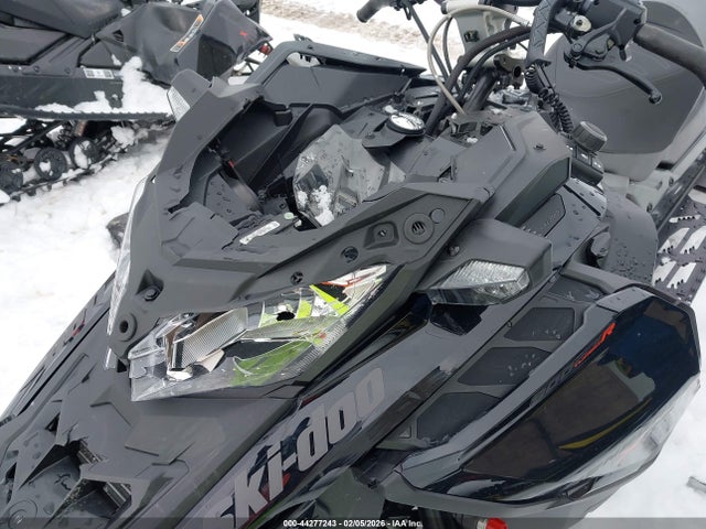 Ski-Doo Renagade 600 2022 2BPSDANR3NV000024 Image 6