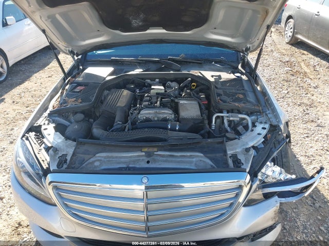 44277281 :رقم المزاد ، 55SWF4KB1FU036593 vin ، 2015 Mercedes-benz C 300 Luxury 4matic مزاد بيع