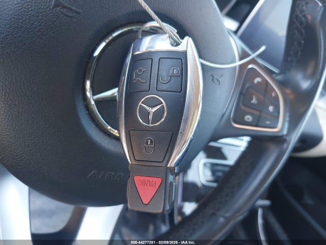 44277281 :رقم المزاد ، 55SWF4KB1FU036593 vin ، 2015 Mercedes-benz C 300 Luxury 4matic مزاد بيع