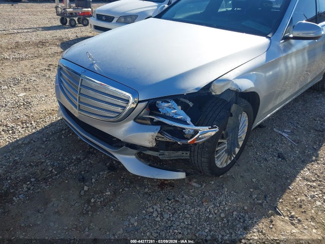 44277281 :رقم المزاد ، 55SWF4KB1FU036593 vin ، 2015 Mercedes-benz C 300 Luxury 4matic مزاد بيع