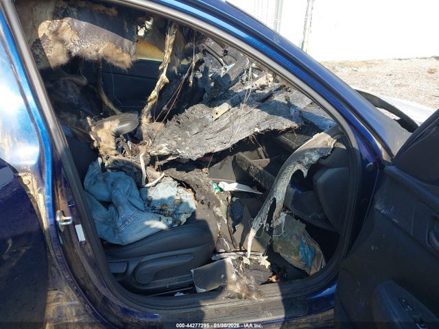 5XXGT4L38JG214611 KIA Optima S