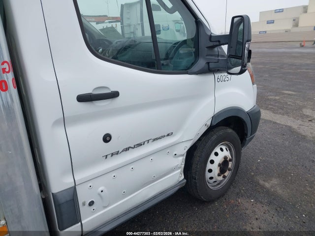 1FDBF6ZM6FKB27246 Ford Transit-350 Cab