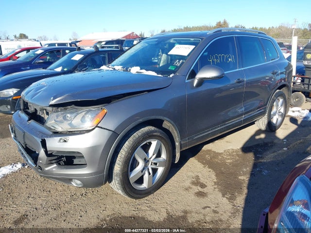 2012 VOLKSWAGEN TOUAREG WVGFF9BP0CD002184 Photo 1