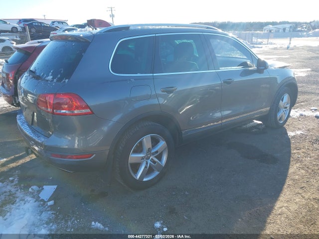 2012 VOLKSWAGEN TOUAREG WVGFF9BP0CD002184 Photo 3