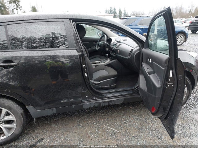 KNDPBCAC1F7699299 KIA Sportage Lx