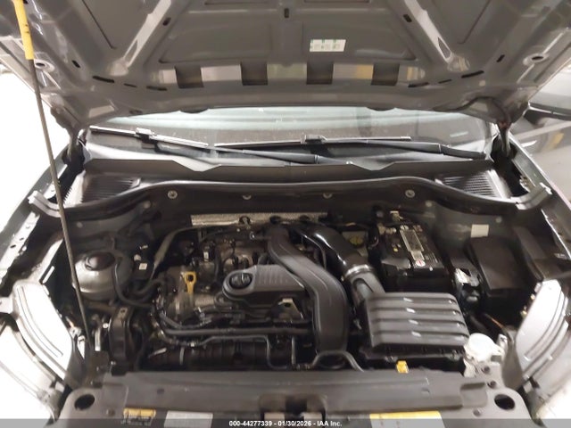 3VV1X7B21NM009187 Volkswagen Taos 1.5t Sel