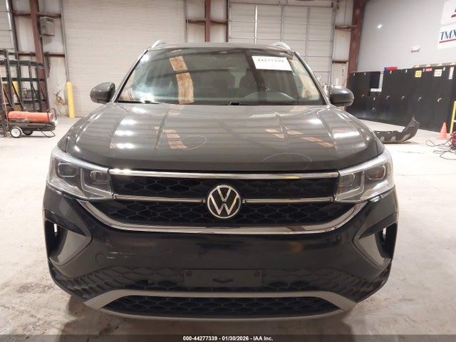 3VV1X7B21NM009187 Volkswagen Taos 1.5t Sel