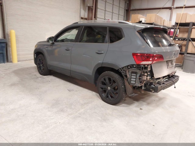 3VV1X7B21NM009187 Volkswagen Taos 1.5t Sel