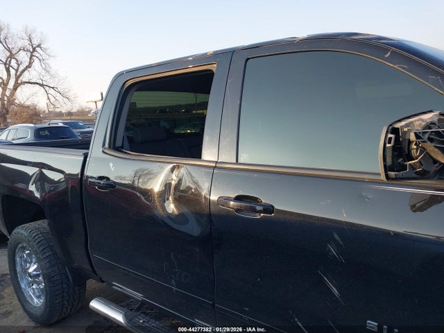 2015 CHEVROLET SILVERADO 1500 3GCUKREC5FG133974 Photo 5